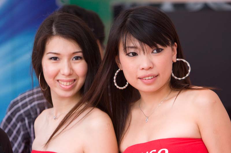 two girls Malaysia Pictures - Kuala Lumpur Pictures