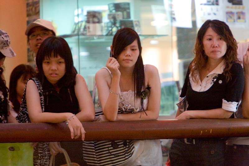 people watching gary Malaysia Pictures - Kuala Lumpur Pictures