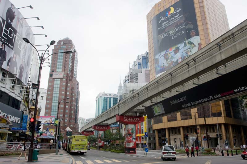monorail through town Malaysia Pictures - Kuala Lumpur Pictures