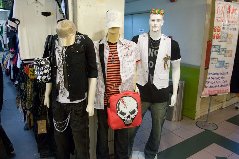 Skull bag in Mall Malaysia Pictures - Kuala Lumpur Pictures